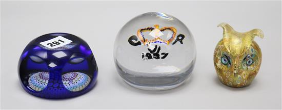 3 paper weights